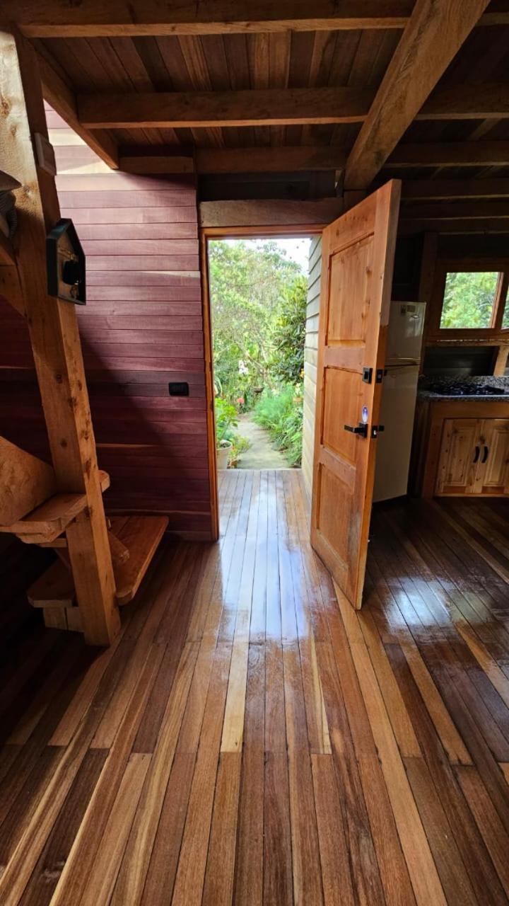Beehouse Arvi Cabana Guarne Exterior photo